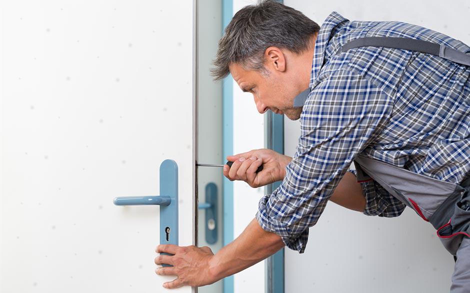 serrure porte Muel